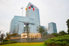 以减碳为“种”，共植森林长城